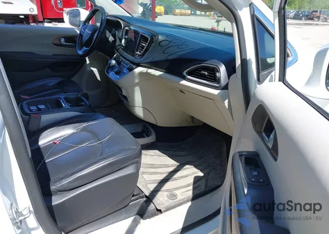 2017 Chrysler Pacifica Touring-L from USA, damaged, VIN 2C4RC1BG1HR795852